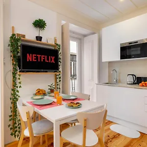 Whome Intendente Modern 1-bed W/ Lift&ac In Notch Location Lissabon